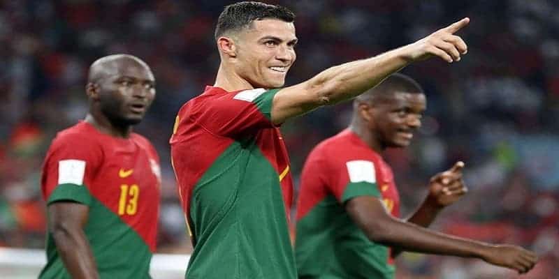 Siêu sao Ronaldo phá kỷ lục sau bàn Penalty tại WC 2022 5 Siêu sao Ronaldo phá kỷ lục sau bàn thắng Penalty ở trận Bồ Đào Nha vs Ghana