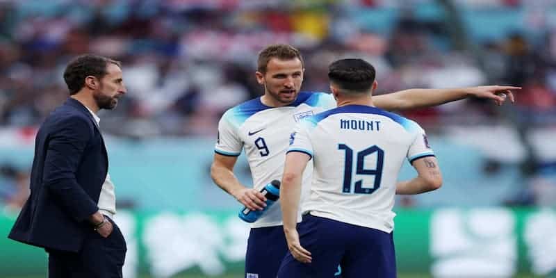 Tuyển Anh gây thất vọng sau trận đấu gặp Mỹ tại WC 2022 5 Tuyển Anh gây thất vọng sau trận đấu gặp Mỹ - phải chăng chúng ta đã đánh giá quá cao Tam sư